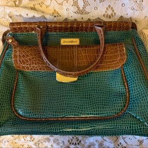 Samantha Brown Weekender Bag